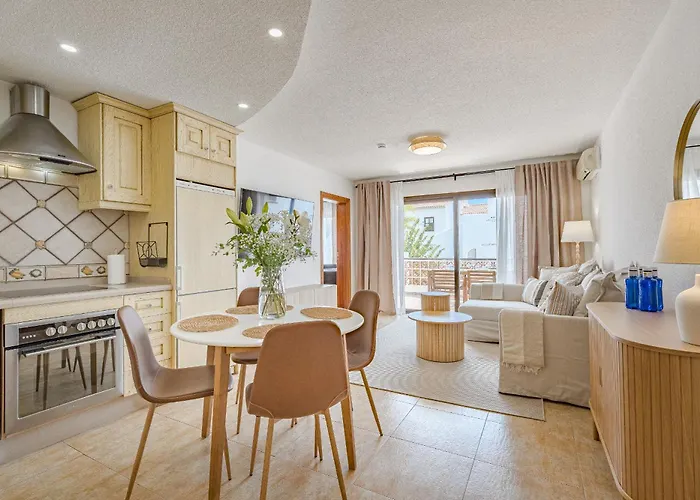 Fairways Taganana Apartman *