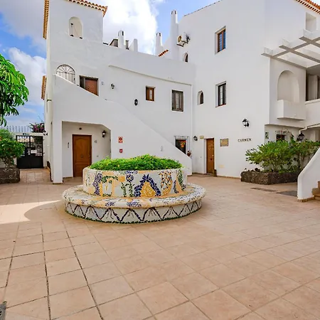 Lejlighed Fairways Taganana